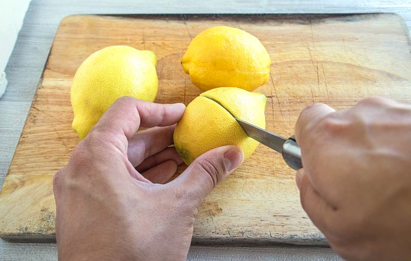 The many uses of lemon peels in the household