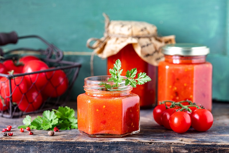 Concentrated tomato sauce for winter