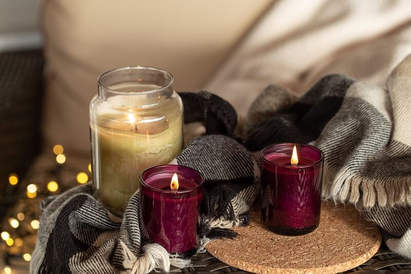 Why stop using scented candles in your home. You’re exposing yourself to health danger
