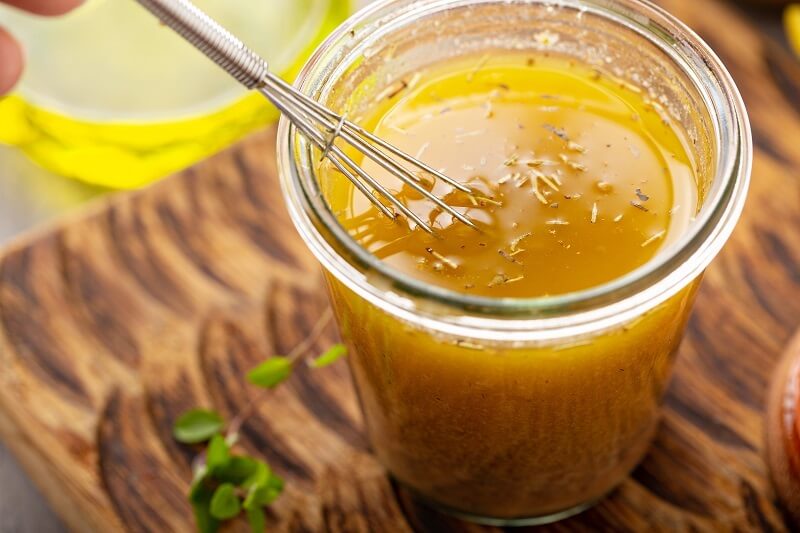 Garlic and honey sauce, perfect for any type of meat