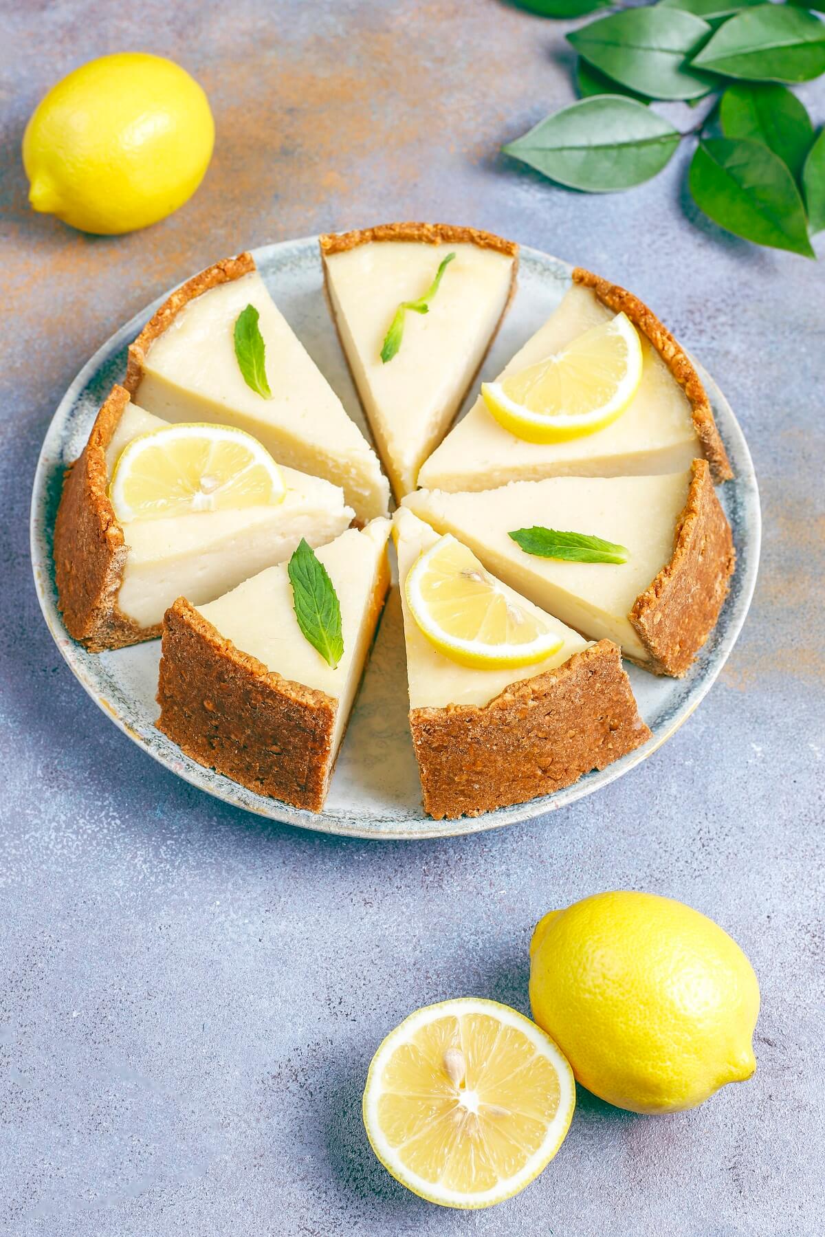 Simple yet beautiful lemon cake without baking